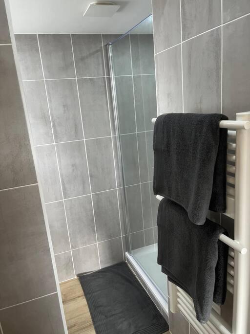 Verdi Studio Cosy Au Calme Parking Gratuit Chasse-sur-Rhône Buitenkant foto